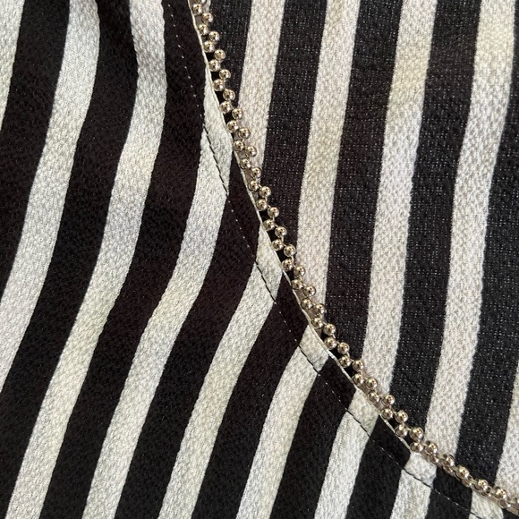 Peck & Peck Asymmetrical Black and White Dressy Tank - Picture 3 of 5